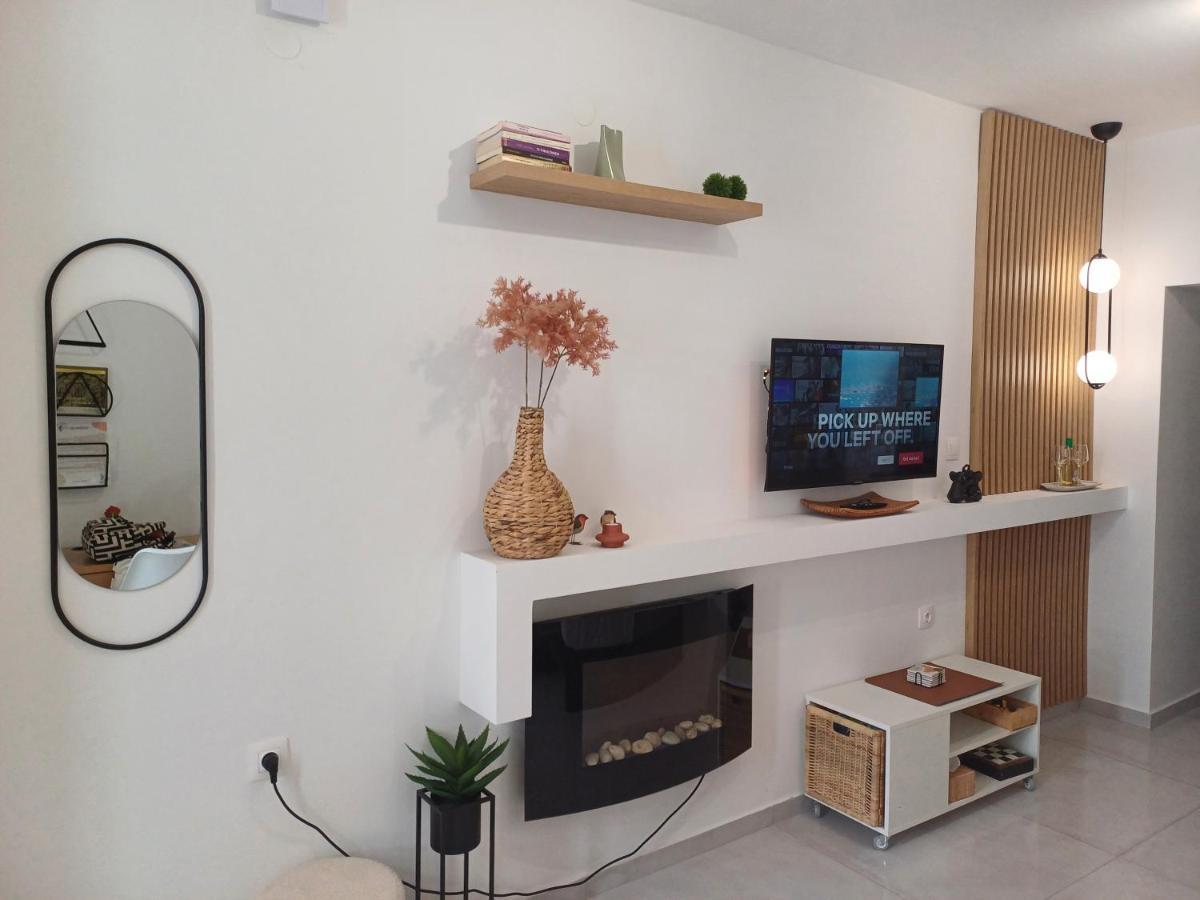 Brio Luxurious Urban Stay In Heraklio,Wifi,Αc Kandiye Dış mekan fotoğraf